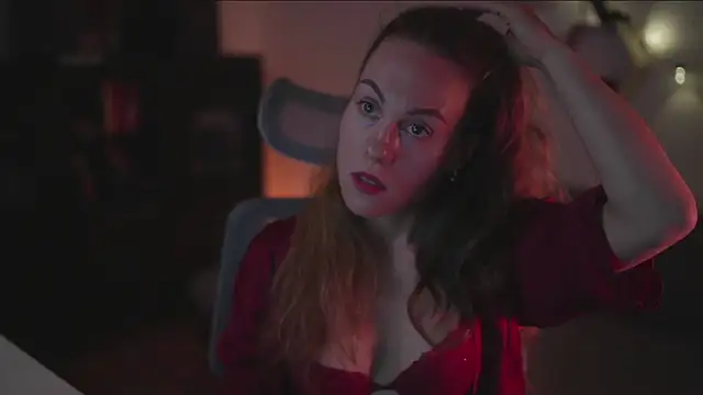 Snapshot of Berberis__Silene chatting on September 10, 2025, 8:09 pm Berberis  Silene online show from September 10, 2025, 8:09 pm