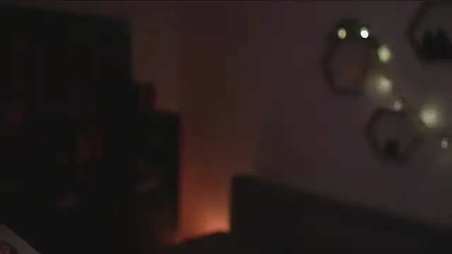 Snapshot of Berberis__Silene chatting on September 21, 2025, 7:37 pm Berberis  Silene online show from September 21, 2025, 7:37 pm