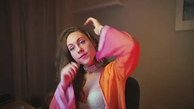 Snapshot of Berberis__Silene chatting on November 3, 2025, 7:26 pm Berberis  Silene online show from November 3, 2025, 7:26 pm