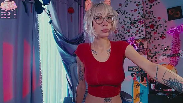 sweed angel online show from June 18, 2026, 3:07 am