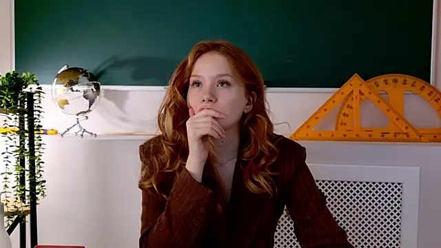 Snapshot of MichelleReid chatting on October 24, 2025, 3:03 am MichelleReid online show from October 24, 2025, 3:03 am