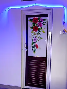 Tamil Shalini Lustyy online show from November 10, 2025, 5:06 am