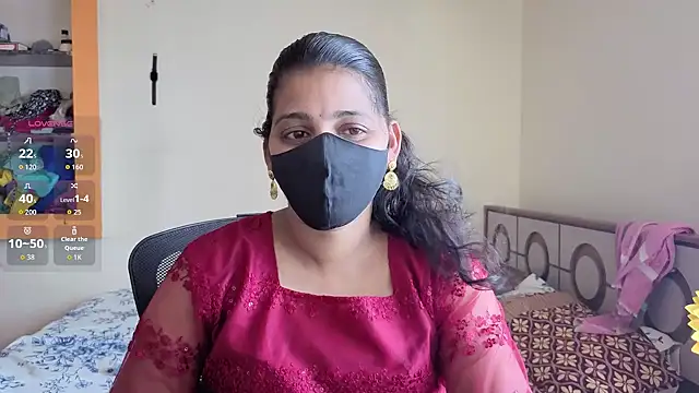 Tamil Shalini Lustyy online show from April 29, 2026, 4:38 am