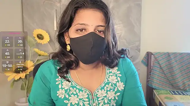 Tamil Shalini Lustyy online show from May 6, 2026, 5:14 am