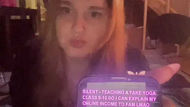 Snapshot of thickgingergoddess chatting on January 18, 2025, 2:02 pm thickgingergoddess online show from January 18, 2025, 2:02 pm
