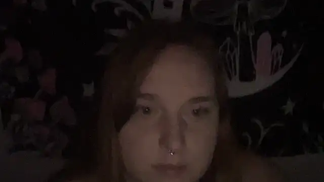 Snapshot of thickgingergoddess chatting on January 28, 2025, 4:18 am thickgingergoddess online show from January 28, 2025, 4:18 am