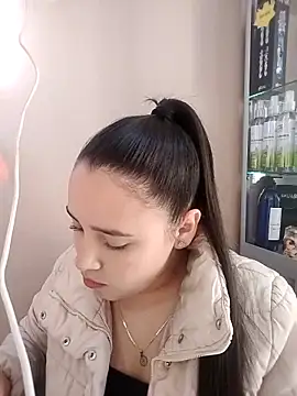 Snapshot of Victoria_Ponce1 chatting on October 29, 2025, 5:25 pm Victoria Ponce1 online show from October 29, 2025, 5:25 pm