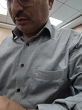 Snapshot of samee00721 chatting on March 10, 2026, 6:40 am samee00721 online show from March 10, 2026, 6:40 am