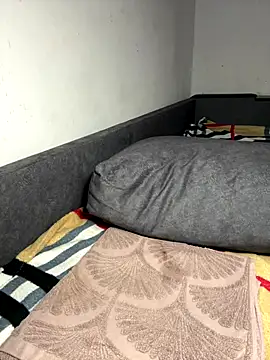 Snapshot of Mikki5P chatting on November 15, 2025, 7:10 pm Mikki5P online show from November 15, 2025, 7:10 pm