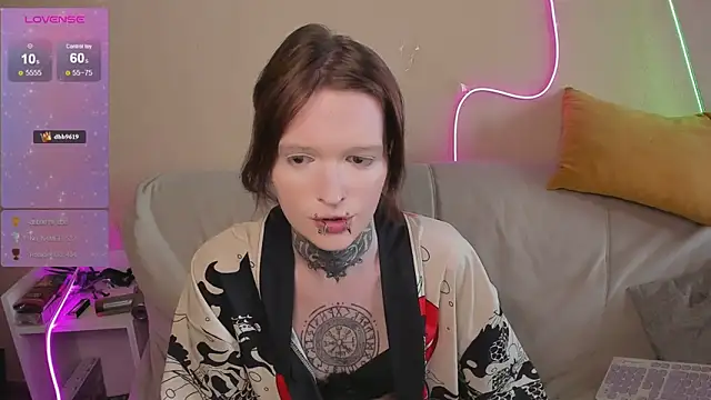 Simona Rain online show from April 28, 2026, 10:31 am