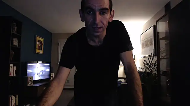 Snapshot of Samir_44200 chatting on December 5, 2024, 5:50 pm Samir 44200 online show from December 5, 2024, 5:50 pm