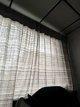 ElizabethWeil online show from February 21, 2025, 10:04 pm