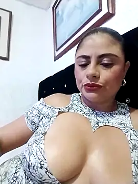 ElizabethWeil online show from June 18, 2026, 1:04 pm