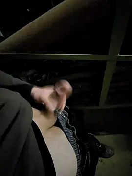 Snapshot of dirtyeeedii chatting on September 15, 2025, 6:46 am dirtyeeedii online show from September 15, 2025, 6:46 am