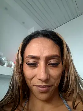 salome drasin online show from October 23, 2025, 6:06 pm