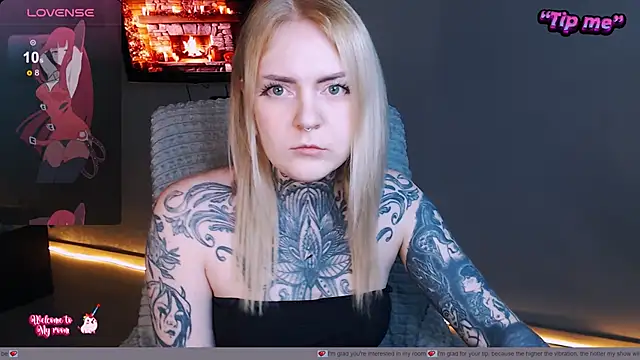 Viktoriaraccoon online show from December 10, 2024, 9:44 am