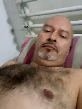 Snapshot of Juan_45 chatting on August 5, 2026, 1:52 am Juan 45 online show from August 5, 2026, 1:52 am