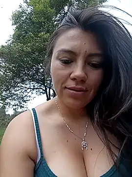 LIZ-06  online show from January 26, 2025, 6:06 pm