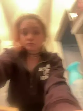 tayweird online show from January 20, 2025, 6:21 pm