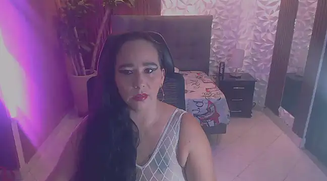 Snapshot of ashleylove_prg chatting on December 16, 2024, 2:36 am ashleylove prg online show from December 16, 2024, 2:36 am