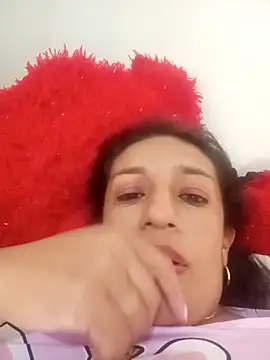 yaz guzman online show from September 14, 2025, 9:58 pm