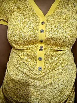 Cute-chinny online show from June 22, 2026, 9:45 pm