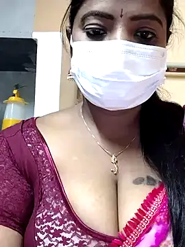 sheela28 online show from December 11, 2024, 5:04 pm