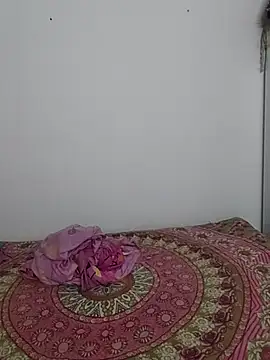 Cute-manisha online show from May 27, 2026, 1:57 am