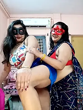hottbabycam online show from May 10, 2026, 3:28 pm
