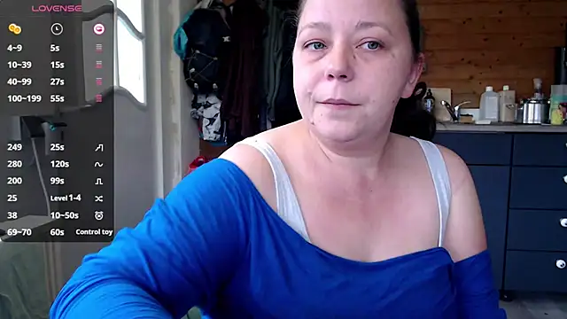 KasiaPrivat online show from November 18, 2025, 8:19 am