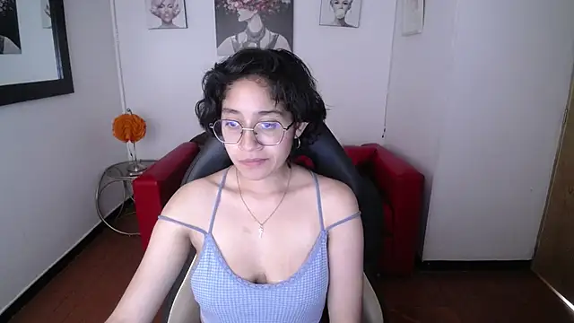 Snapshot of Lili_Gomez_ chatting on February 10, 2025, 5:09 pm Lili Gomez online show from February 10, 2025, 5:09 pm