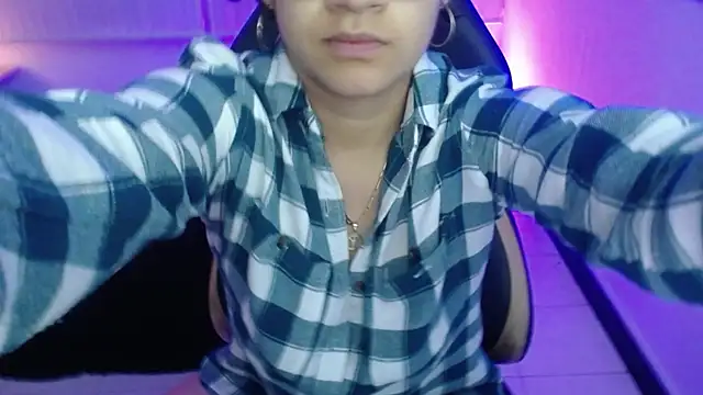 Snapshot of Lili_Gomez_ chatting on January 8, 2026, 12:18 pm Lili Gomez online show from January 8, 2026, 12:18 pm
