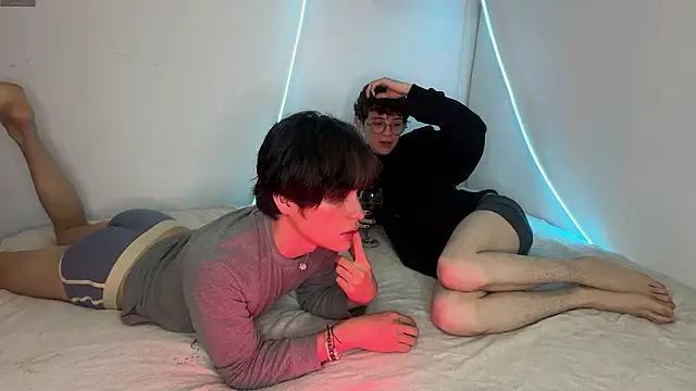 Snapshot of mapleg chatting on October 16, 2025, 11:28 pm mapleg online show from October 16, 2025, 11:28 pm