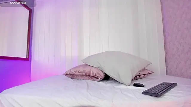 Pamela Johnsonn online show from February 17, 2026, 5:30 pm