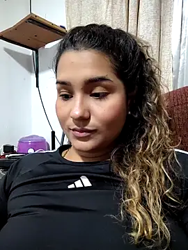 BrendaGirs online show from November 12, 2025, 2:23 am