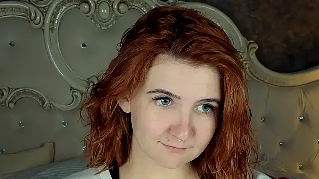 Melanie Stoun online show from September 9, 2025, 11:32 am