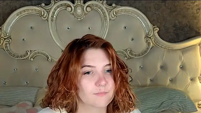 Melanie Stoun online show from September 21, 2025, 6:26 am