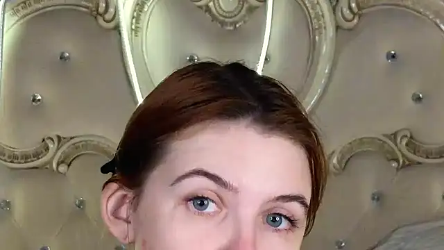 Melanie Stoun online show from October 26, 2025, 8:20 am