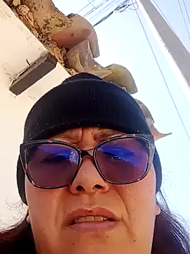 Darly Gomez online show from December 19, 2024, 2:46 pm