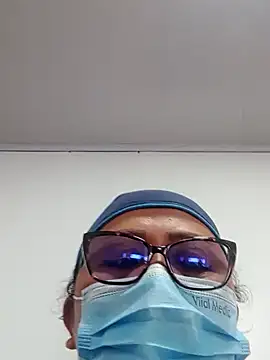 Darly Gomez online show from December 20, 2024, 8:01 pm