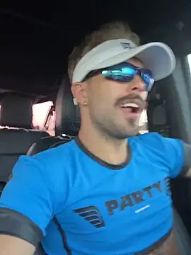 69woodinson online show from October 8, 2025, 11:30 am