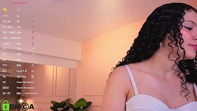 SHARONN     online show from May 23, 2026, 3:23 am