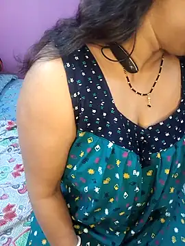 Snapshot of Sexy_Mona_Bhabhi chatting on February 6, 2026, 6:22 pm Sexy Mona Bhabhi online show from February 6, 2026, 6:22 pm