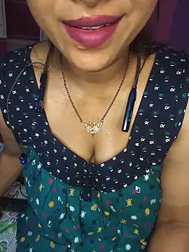 Snapshot of Sexy_Mona_Bhabhi chatting on May 21, 2026, 6:26 pm Sexy Mona Bhabhi online show from May 21, 2026, 6:26 pm