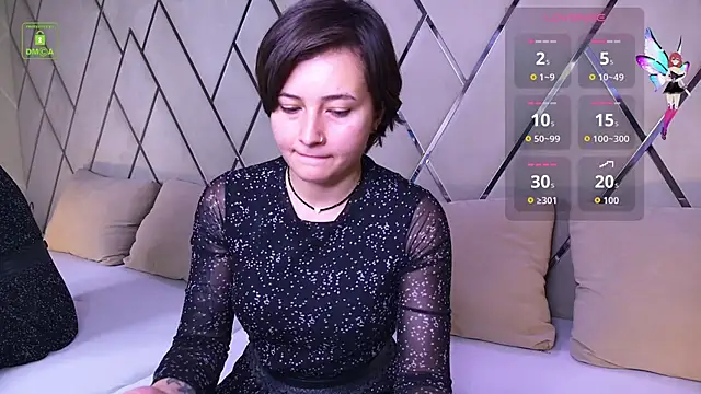 Ishtar Divine online show from October 18, 2025, 3:46 pm