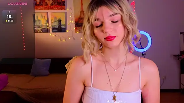 Erica winterrr online show from January 25, 2025, 7:38 am