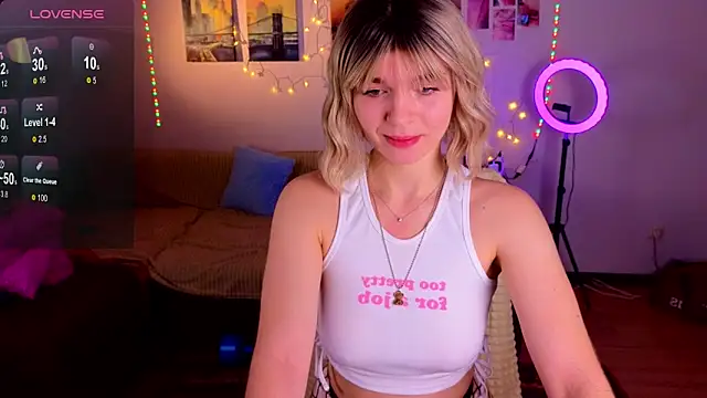 Erica winterrr online show from February 15, 2025, 6:01 pm
