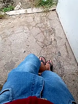 Snapshot of paubabando_ chatting on March 13, 2025, 11:08 am paubabando online show from March 13, 2025, 11:08 am