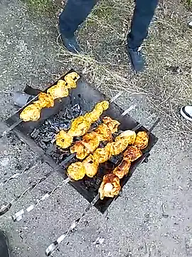 sanek1995sexx online show from September 27, 2025, 2:33 pm