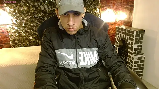 Jheidertwink online show from December 17, 2024, 3:50 am